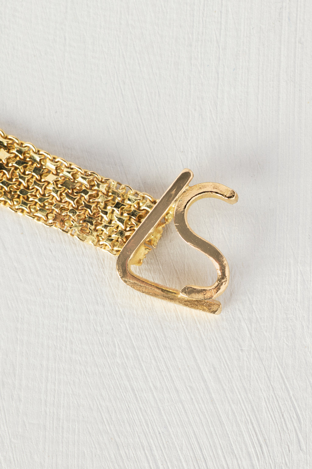 Lucent Bracelet